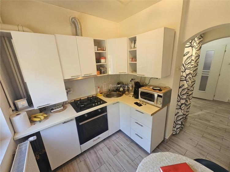Apartament cu 2 camere decomandat în Calea Caransebeșului