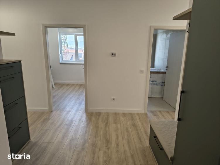 Apartament cu 3 camere decomandat în Cetate