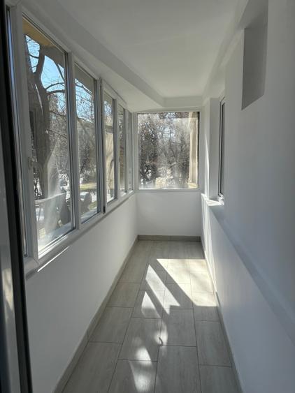 Apartament cu 2 camere semidecomandat în Bucur Obor