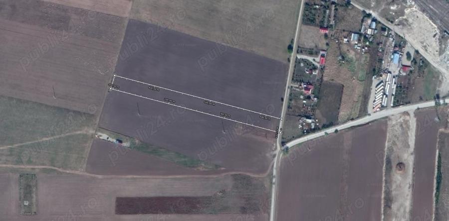Teren de 7200 mp, în Central