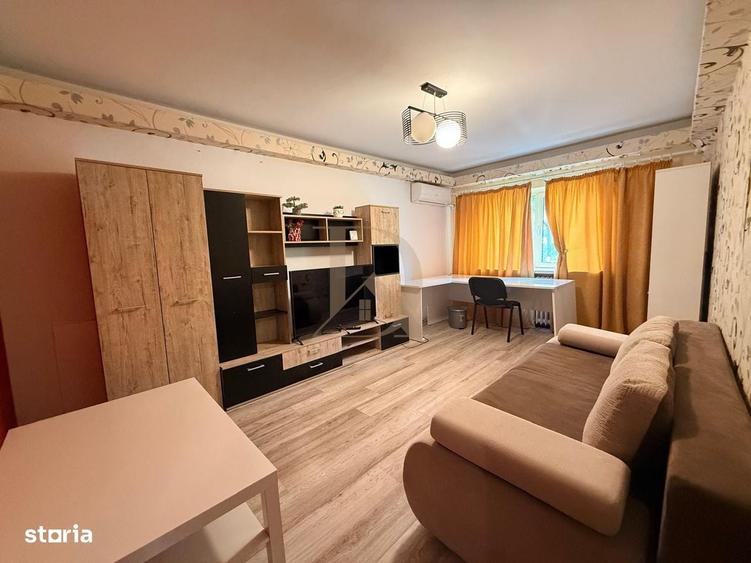 Apartament cu 3 camere decomandat în Păcurari