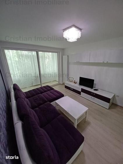 Apartament cu 2 camere semidecomandat în Școlilor