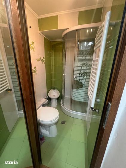 Apartament cu 3 camere în Siderurgiștilor