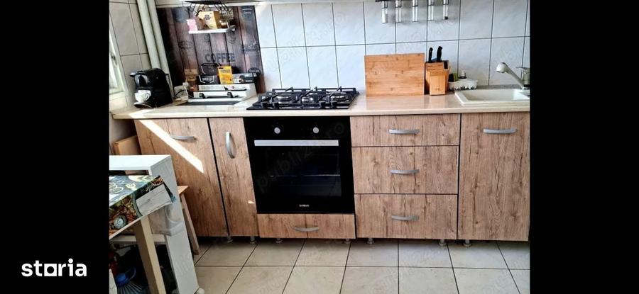 Apartament cu 2 camere semidecomandat în 1 Mai