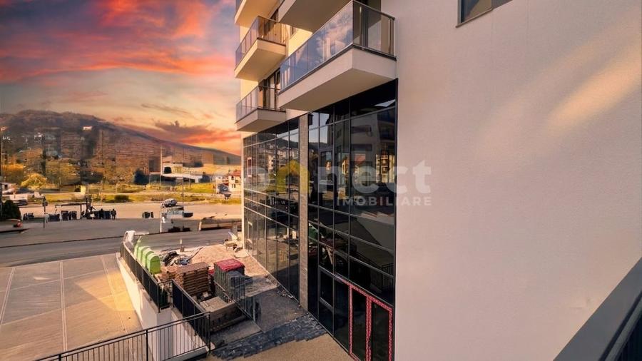 Spațiu comercial, de 430 mp, în Florești