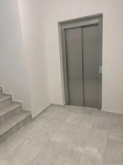 Apartament cu 2 camere decomandat în Decebal