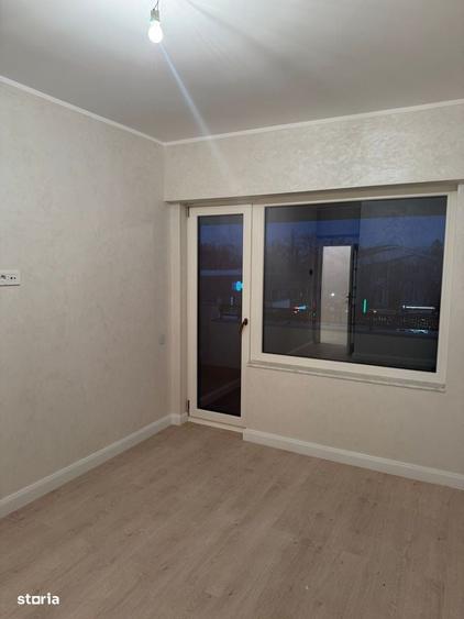 Apartament cu 2 camere decomandat în Breazu