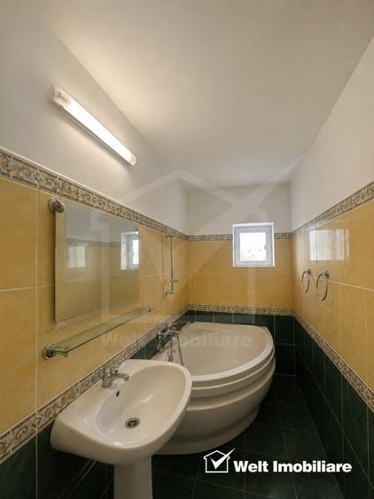 Apartament cu 4 camere decomandat, mobilat în Plopilor