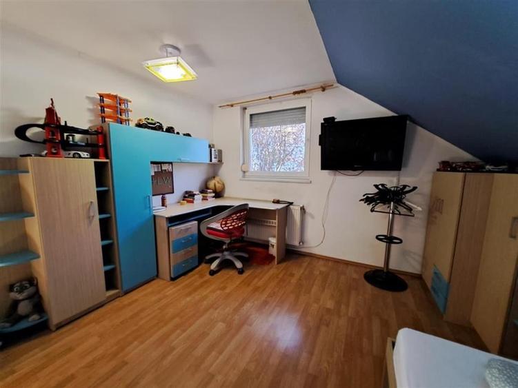 Casă individuală cu 4 camere cu Teren 531 Mp în Paleu