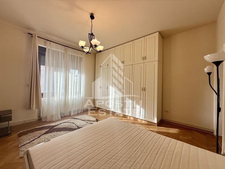 Apartament cu 2 camere decomandat, mobilat în Ultracentral