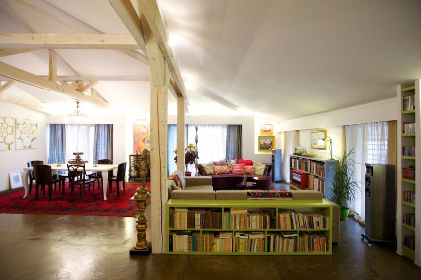 Apartament cu 5 camere decomandat, mobilat în Central