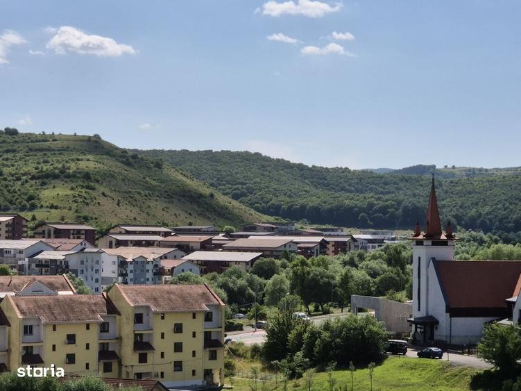 Apartament cu 3 camere în Florești