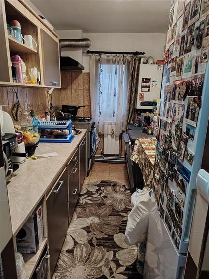 Apartament cu 2 camere semidecomandat în Baza 3