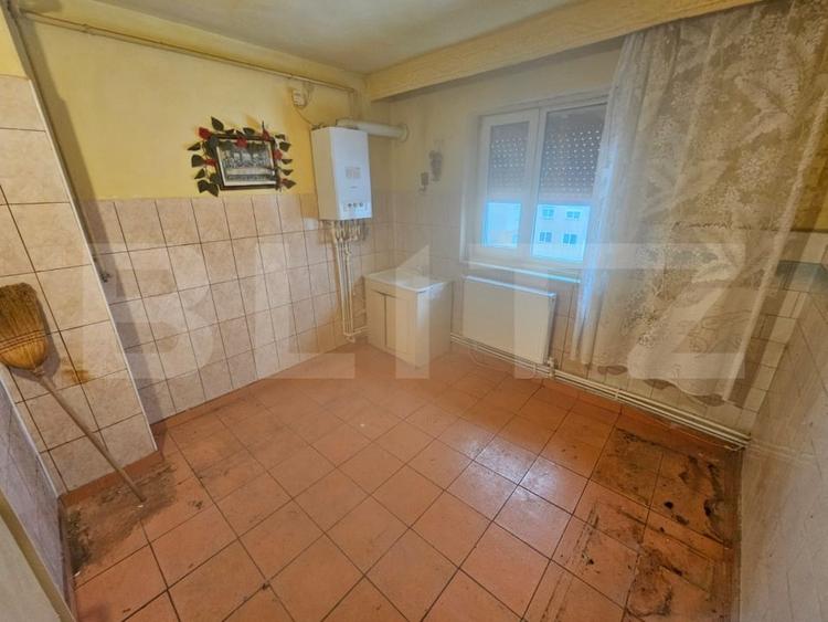 Apartament cu 2 camere semidecomandat în Gojdu — fotografia 2