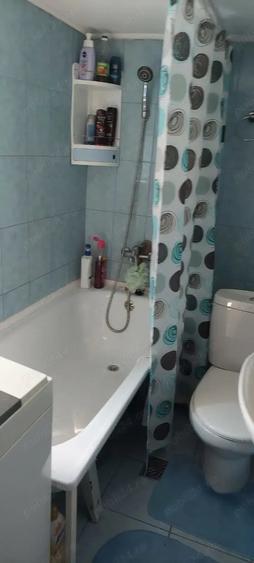Casă cu 3 camere cu Teren 2200 Mp în Central