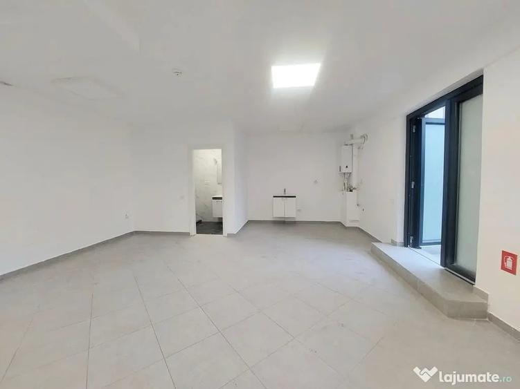 Spațiu comercial, de 75 mp, în Militari