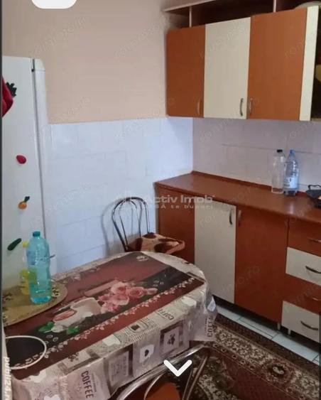 Apartament cu 2 camere decomandat în Drăgășani