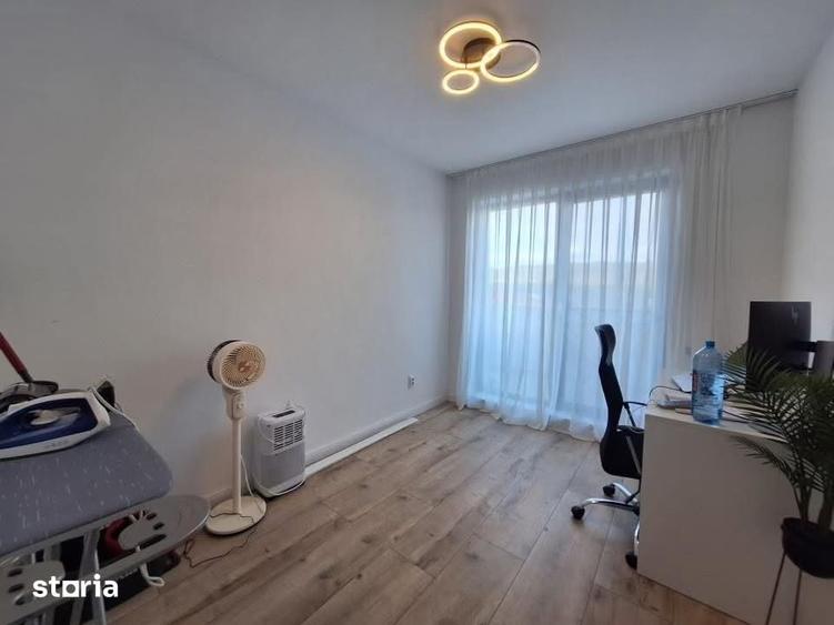 Apartament cu 3 camere în Florești