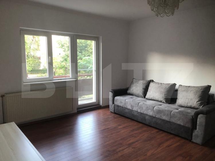 Apartament cu 2 camere nedecomandat, mobilat în Micro 16 — fotografia 1