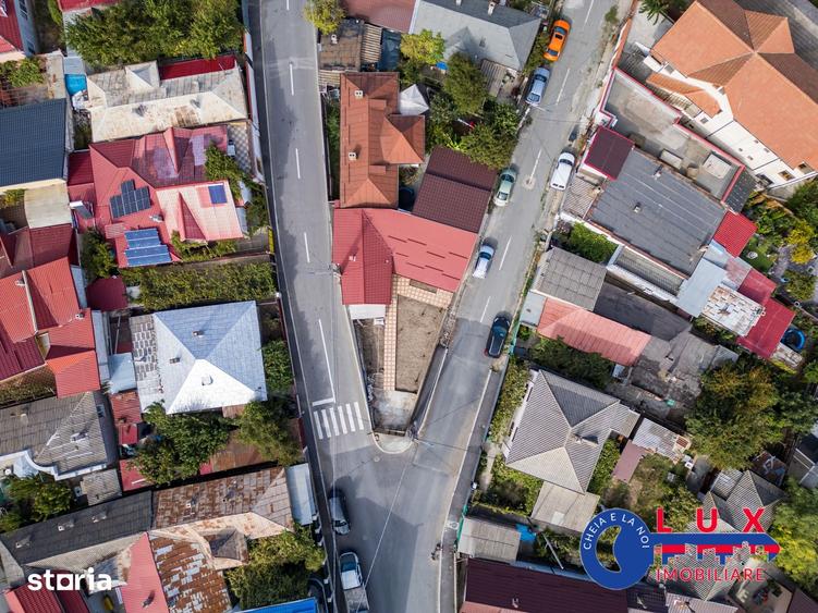 Casă cu 2 camere cu Teren 225 Mp în Central