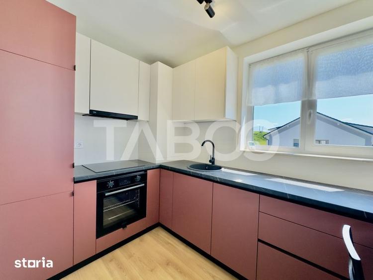 Apartament cu 4 camere decomandat în Cristian