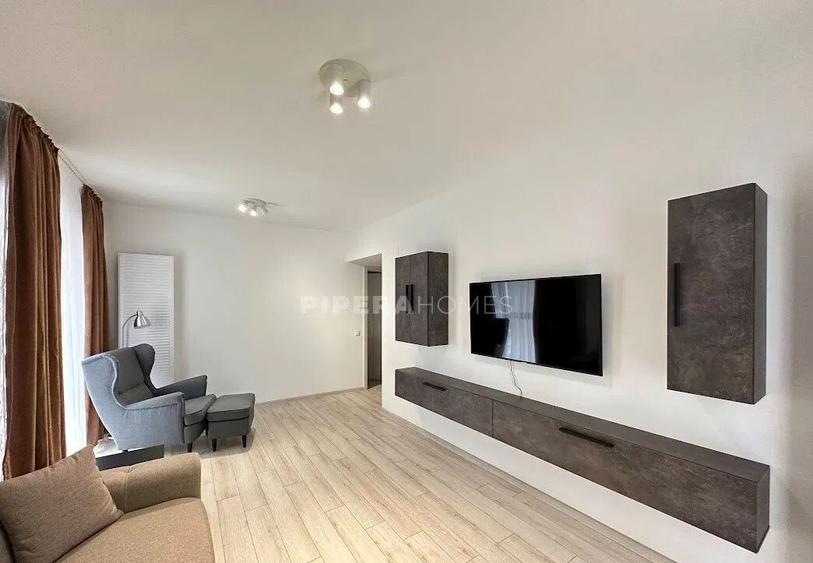 Apartament cu 4 camere decomandat, mobilat în Drumul Taberei