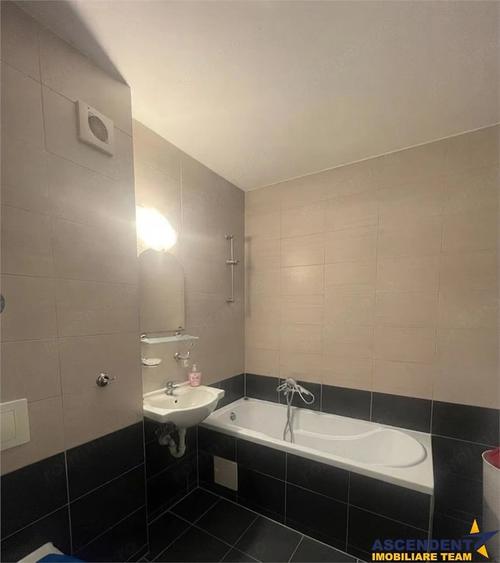Apartament cu 3 camere decomandat, mobilat în Avantgarden