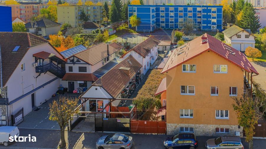 Casă cu 6 camere cu Teren 467.6 Mp în Aurel Vlaicu