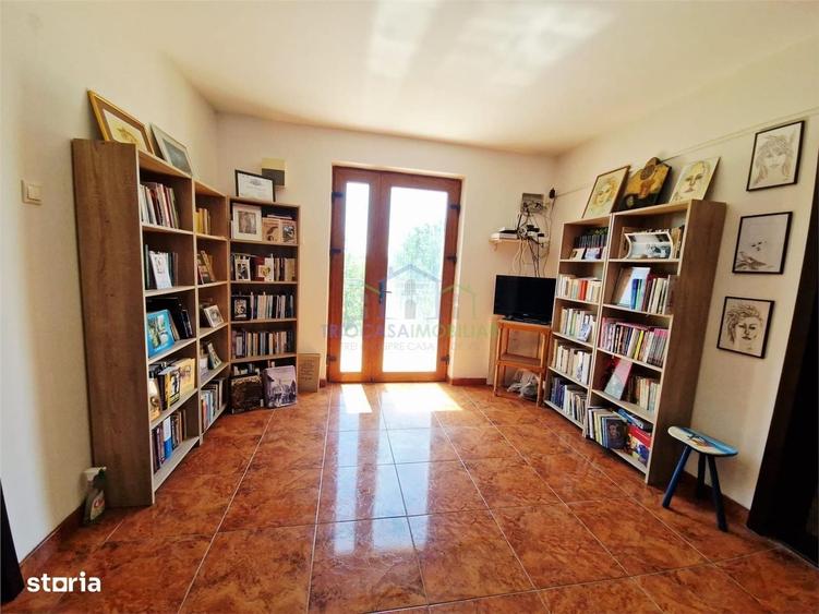 Casă cu 4 camere cu Teren 2936 Mp în Coșoveni