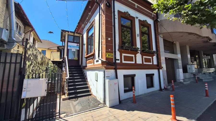 Spațiu comercial, de 127 mp, în Central