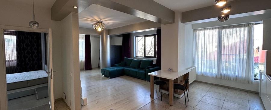 Apartament cu 2 camere, mobilat în Domenii
