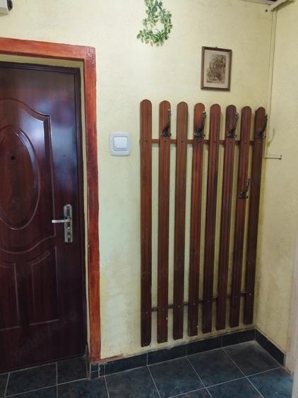 Apartament cu 2 camere decomandat în Aleea Carpați