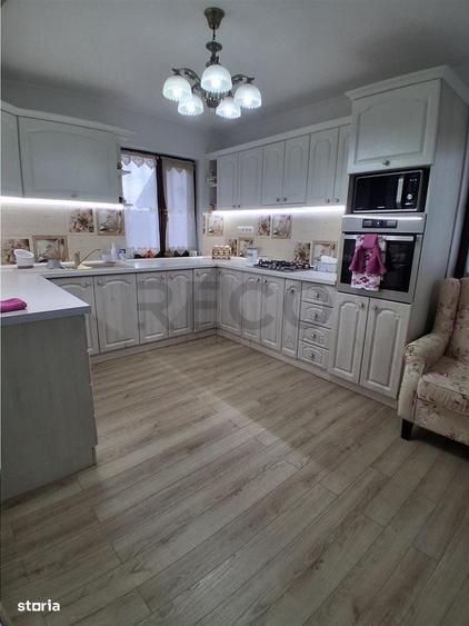Casă cu 4 camere cu Teren 1073 Mp în Cordău