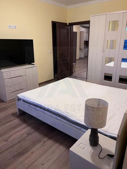 Apartament cu 3 camere semidecomandat, mobilat în Terezian