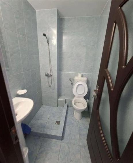 Garsonieră decomandată, mobilată în Gruia