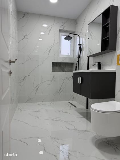 Casă cu 5 camere cu Teren 300 Mp în Central