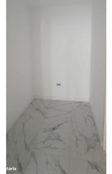 Apartament cu 3 camere decomandat în Păulești