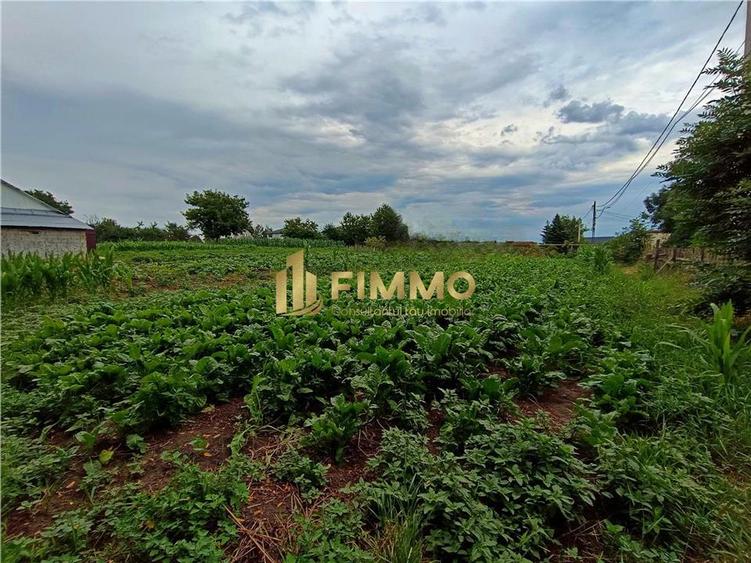 Teren Construcții intravilan de 1300 mp, în Sfântu Ilie