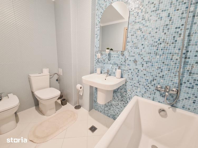 Apartament cu 3 camere decomandat în Ciurea