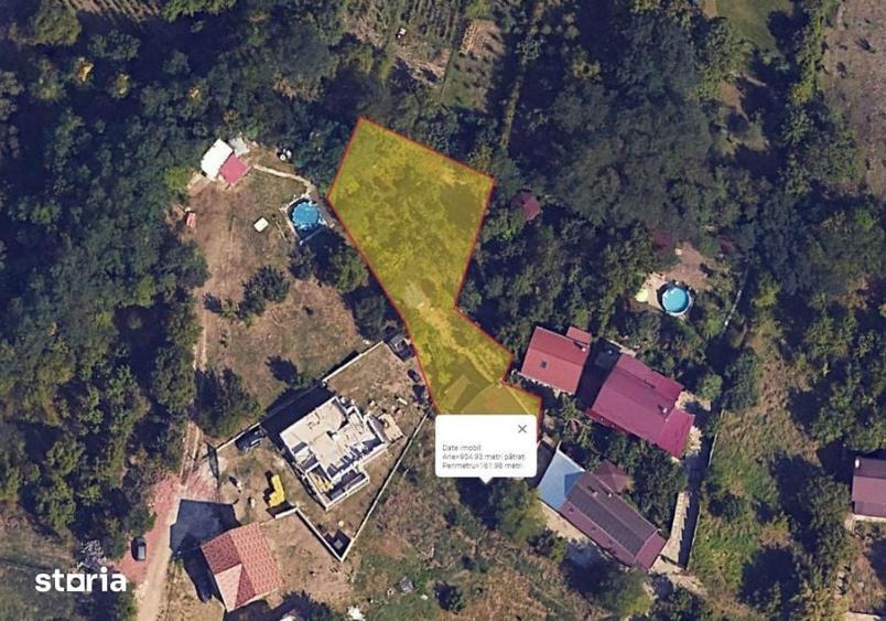 Casă cu 5 camere cu Teren 1000 Mp în Central