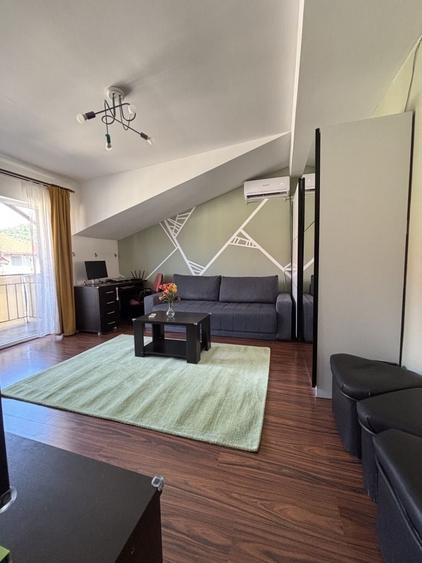 Apartament cu 2 camere decomandat în Florești