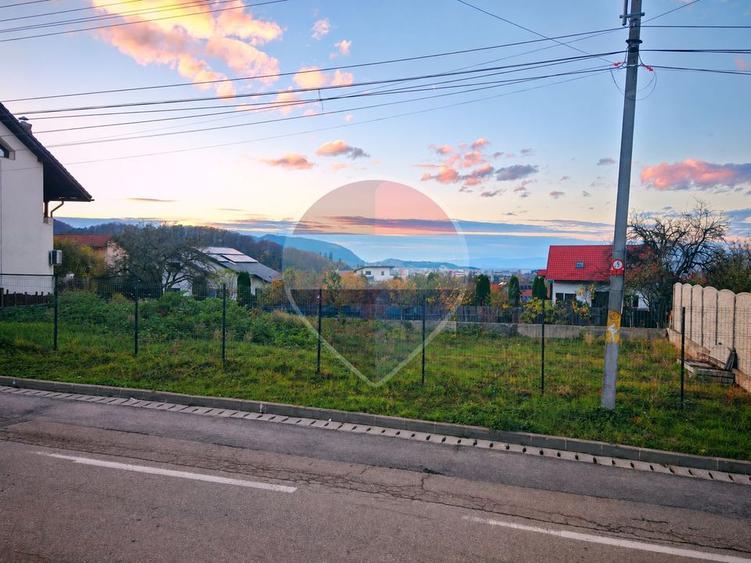 Teren Construcții intravilan de 469 mp, în Bunloc