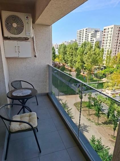 Apartament cu 3 camere decomandat, mobilat în Lujerului
