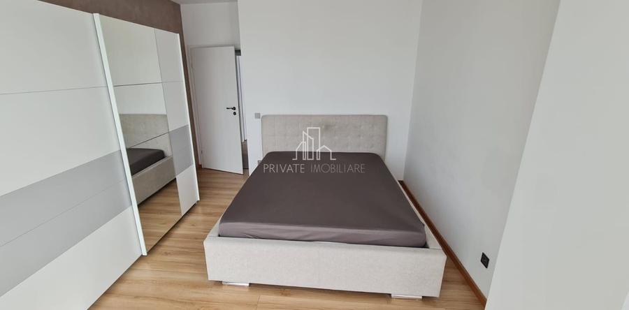 Apartament cu 3 camere decomandat în Tudor