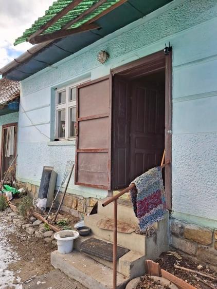 Casă individuală cu 4 camere cu Teren 360 Mp în Aita Medie