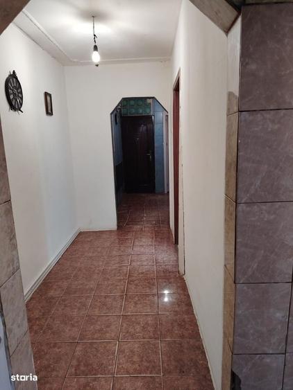 Apartament cu 3 camere în Liviu Rebreanu