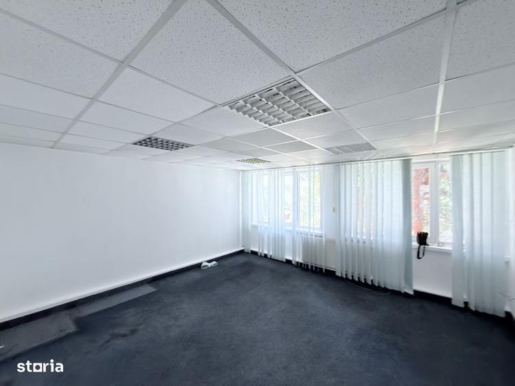 Spațiu comercial, de 300 mp, în Central