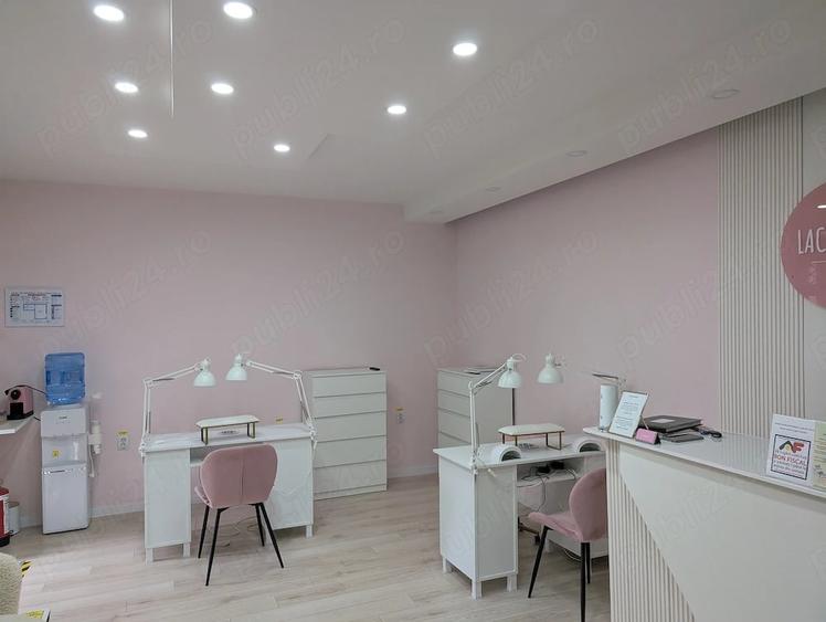 Spațiu comercial, de 43 mp, în Central