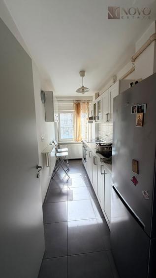 Apartament cu 2 camere semidecomandat, mobilat în Romană