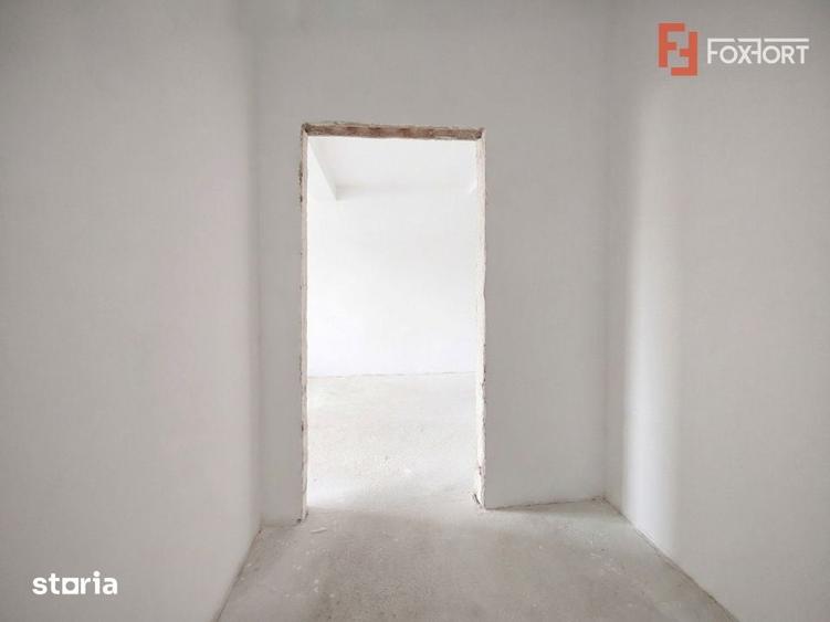 Casă cu 4 camere cu Teren 300 Mp în Giroc